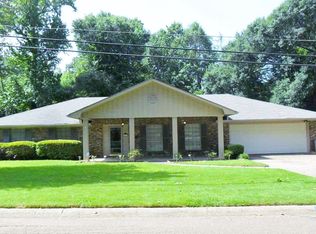 1831 Springridge Dr, Jackson, MS 39211