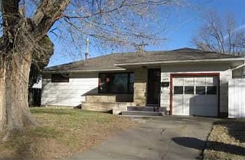 1st image of 843 Beatrice Ave