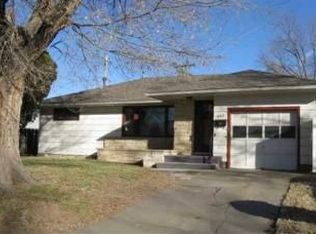 843 Beatrice Ave, Salina, KS 67401