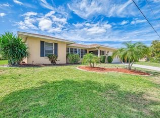 1290 Lakeside Dr, Venice, FL 34293