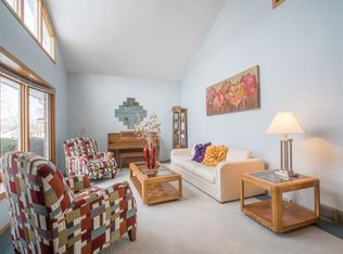 5560 S 25th St, Milwaukee, WI 53221