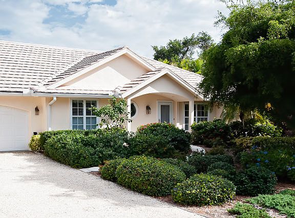 2nd image of 214 Palm Lake Dr