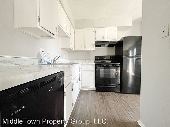 5th image of 2505 E 10th St #11164357