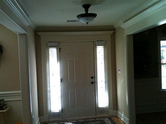 4th image of 109 Cheshire Dr