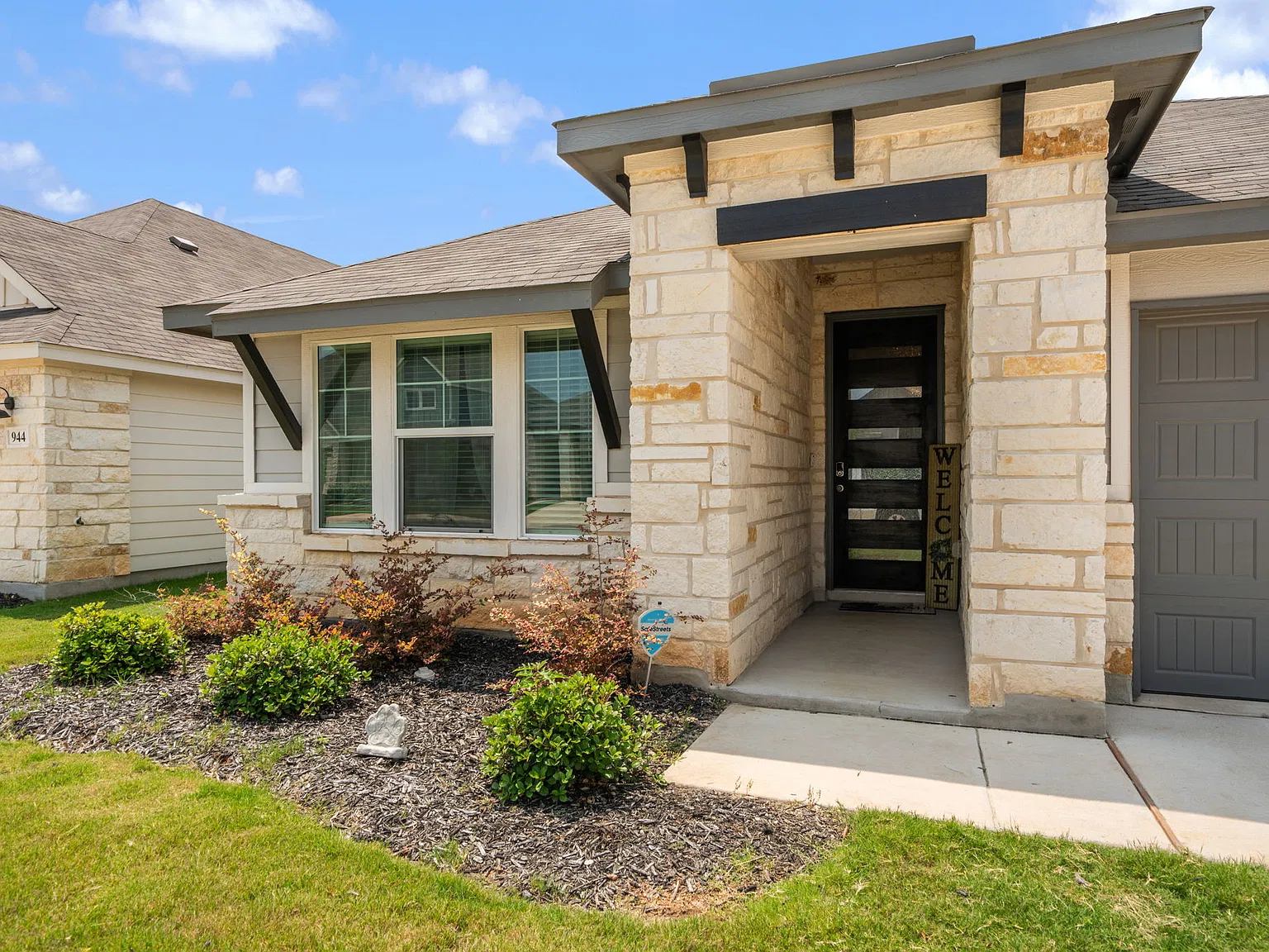 948 Black Horse Way - 1 — Photo 4