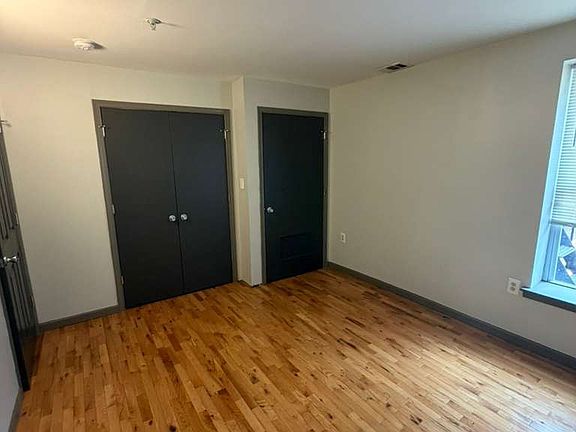 Unit Photo