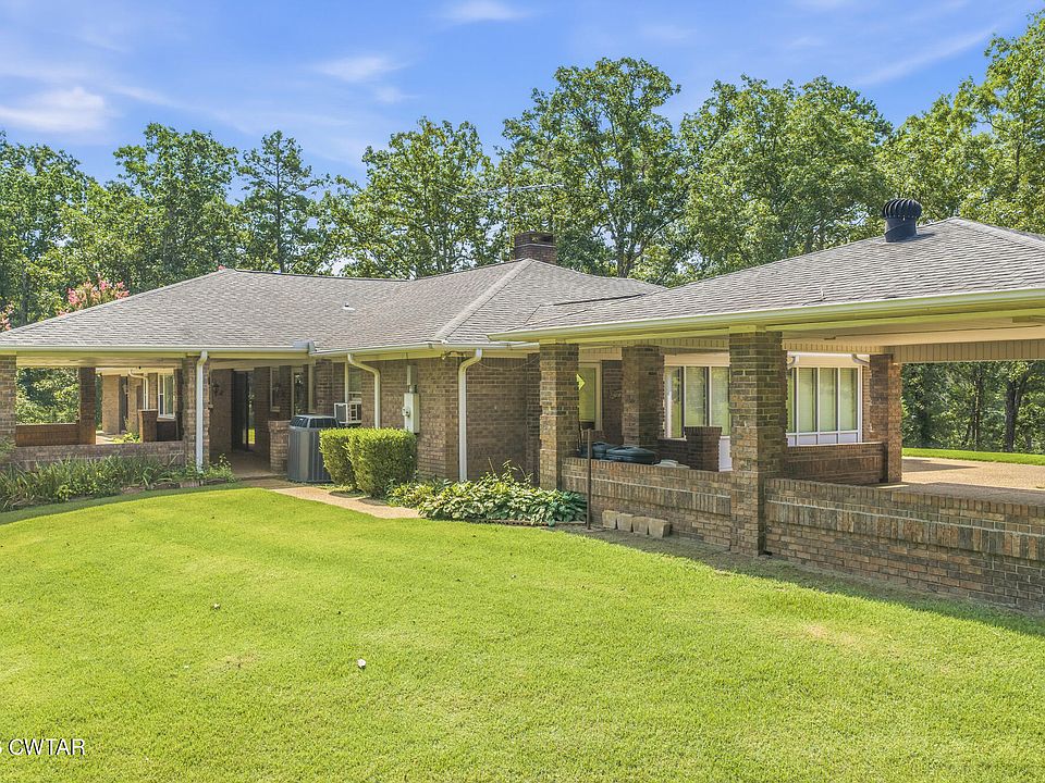1st image of 32 Fairway Pl