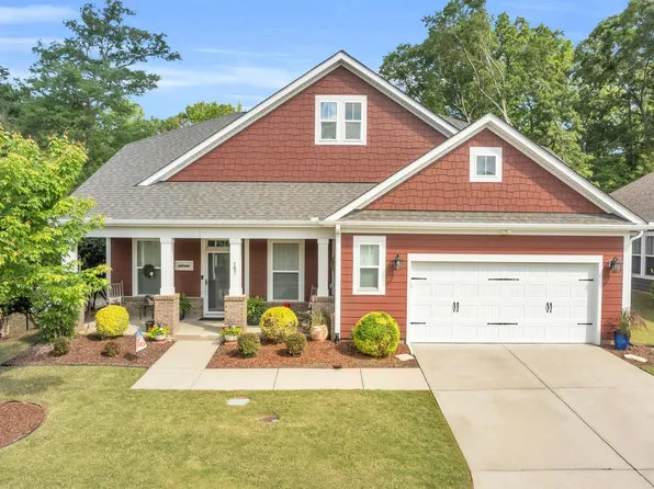 107 Summer Oak Ln, Simpsonville, SC 29680