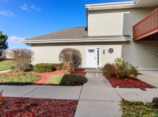 434 Betzer Rd APT H, Delavan, WI 53115