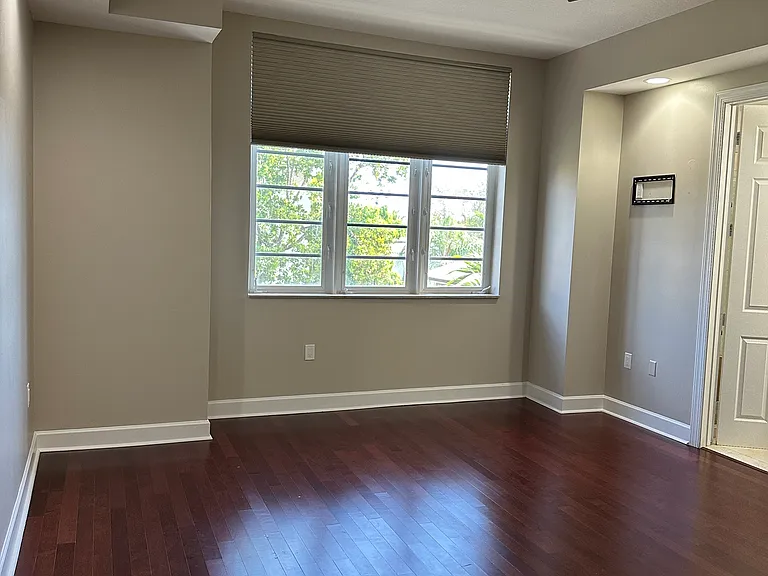 3901 Coral Heights Way — Photo 12
