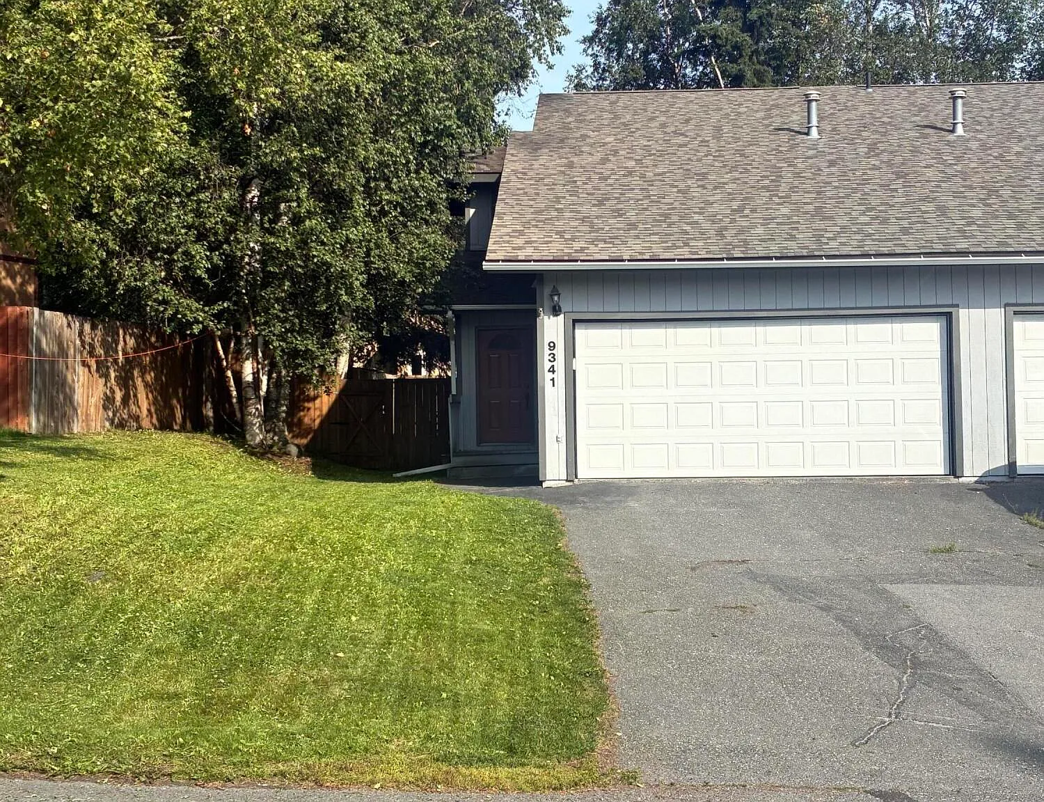 2 bed, 1.5 bath, 1141 sqft, $2,400 — Photo 3