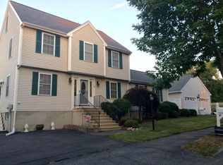 16 Tammie Ln, Peabody, MA 01960