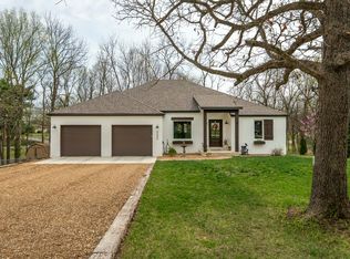 4480 W Coach Dr, Battlefield, MO 65619