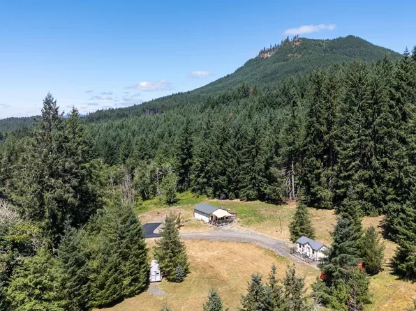 42531 Upper Calapooia Dr, Sweet Home, OR 97386