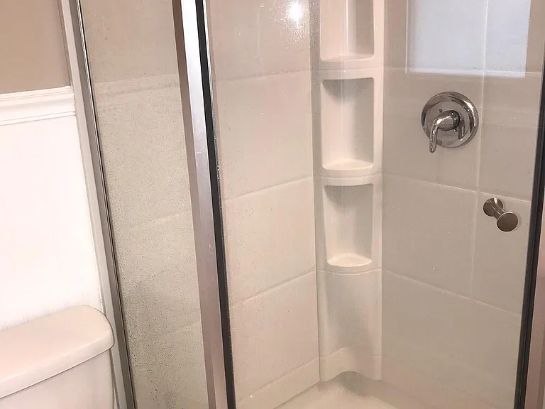 1203 Hales Ct — Photo 15