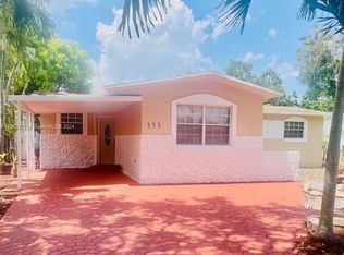 353 NE 164th Ter, Miami, FL 33162
