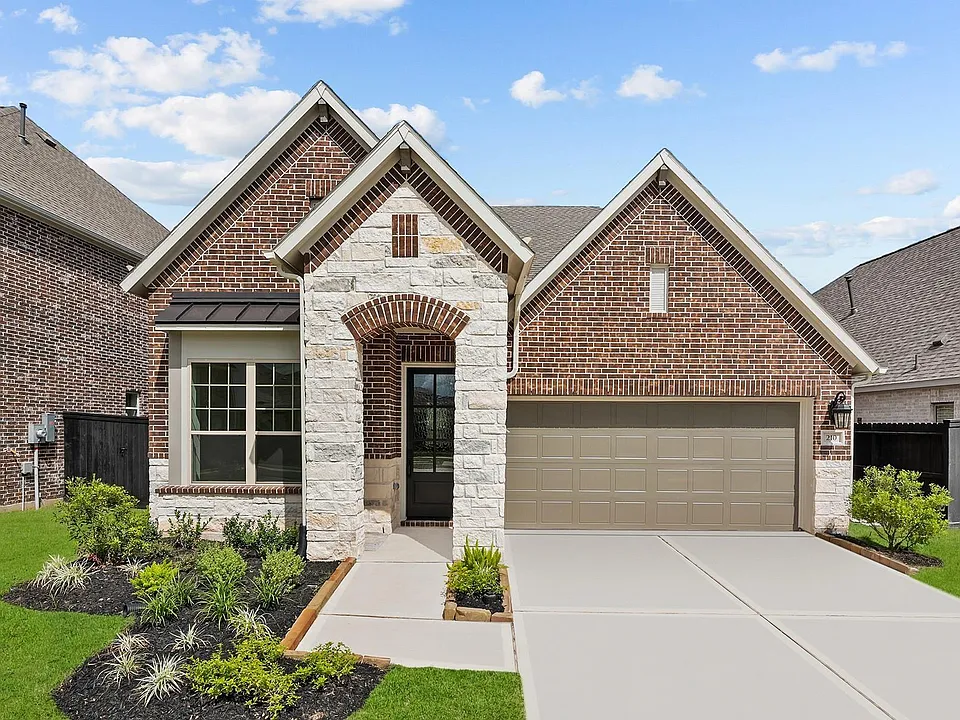 210 Ginger St