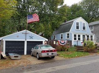 8 Parker Rd, Weymouth, MA 02191