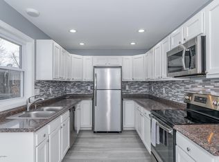 5413 Rayburn Rd, Louisville, KY 40272