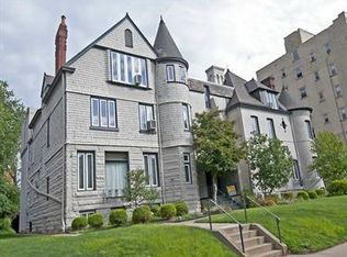 5927 Howe St APT 201, Pittsburgh, PA 15232