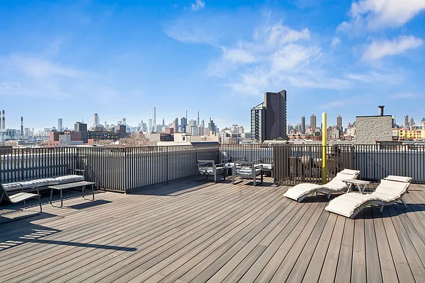 Rented by Compass | media 21