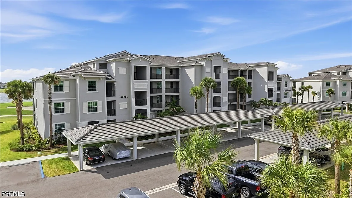 2 bed, 2.0 bath, 1198 sqft, $6,000 — Photo 2