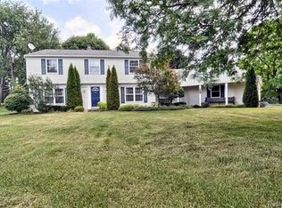68284 Wingate Dr, Washington, MI 48095