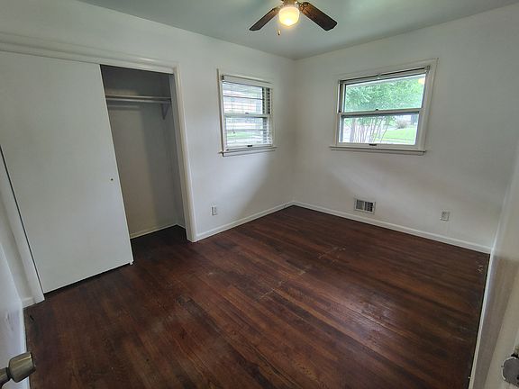 5th image of 3412 Harney Ct #13