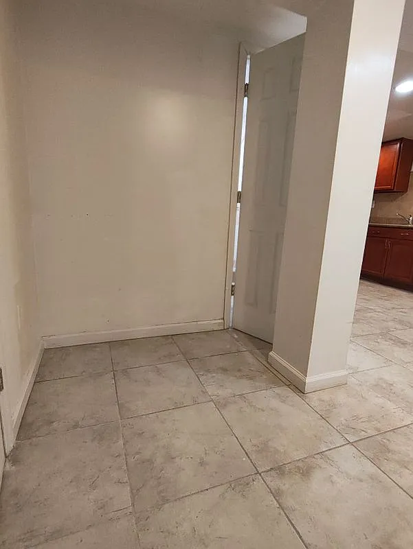 1 bed, 1.0 bath, 1125 sqft, $1,800 — Photo 4