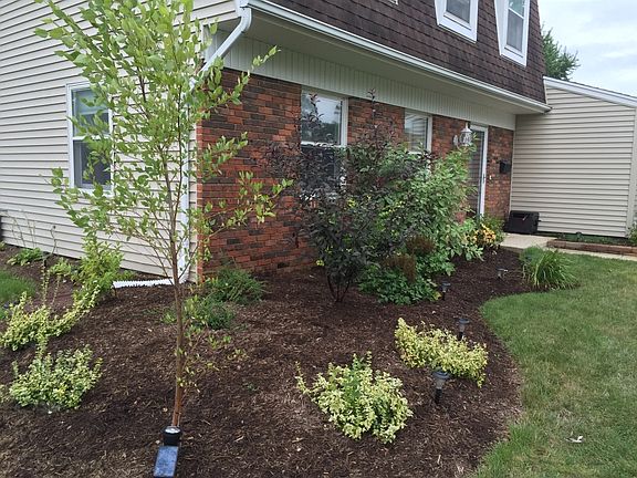 2nd image of 1611 Portsmouth Ln