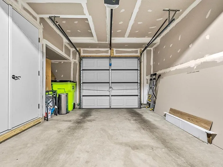 3518 Stella Blue Dr — Photo 36