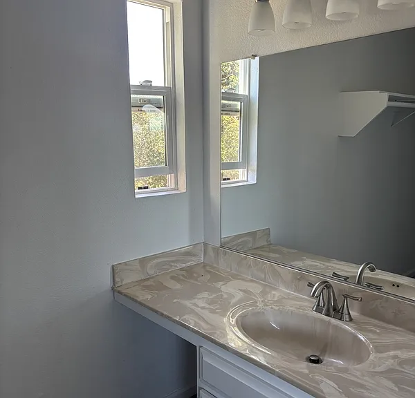 1776 Meda Ave — Photo 21