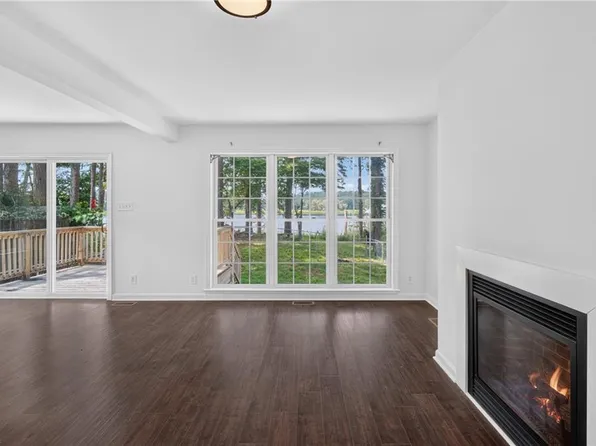 2559 Red Bank Rd, Gloucester, VA 23061