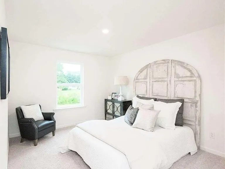 2020 Woodbine Way — Photo 5