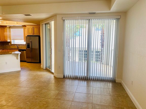 4th image of 5 N Riverwalk Dr #207