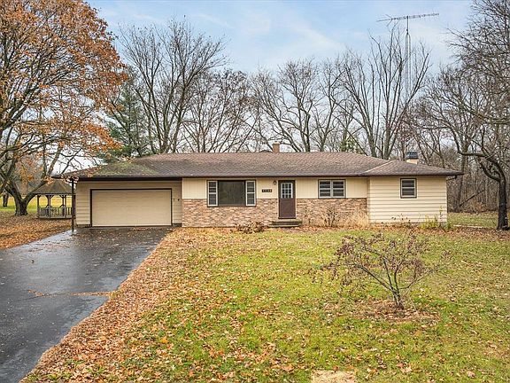 2nd image of 7774 Old River Rd