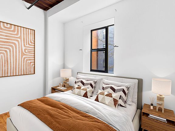 5th image of 79 Clifton Pl APT 2B