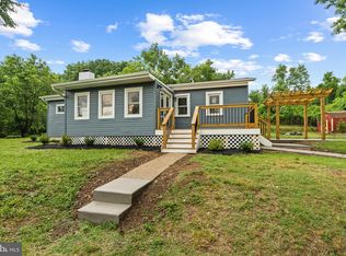 17419 Batestown Rd, Dumfries, VA 22025