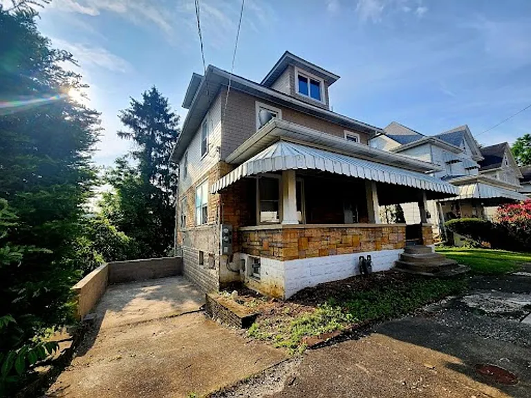 305 Lyndhurst St — Photo 33
