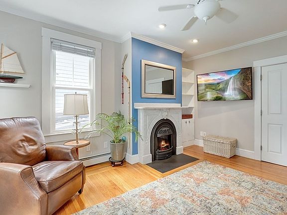 5th image of 74 Pearl St #1