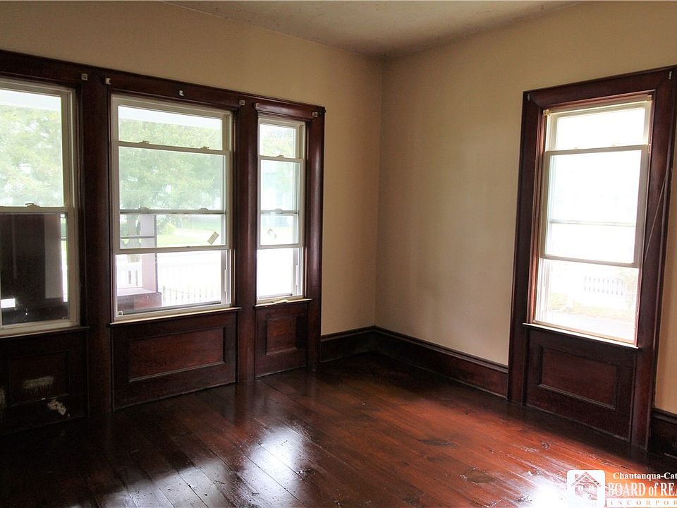 138 Prospect St, Jamestown, NY 14701 Zillow