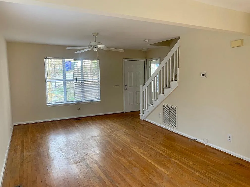 3 bed, $1,795 — Photo 3