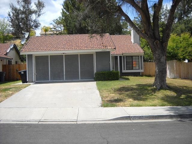 1st image of 39437 Oak Cliff Dr