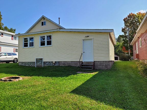 3rd image of 817 Atwood Ave