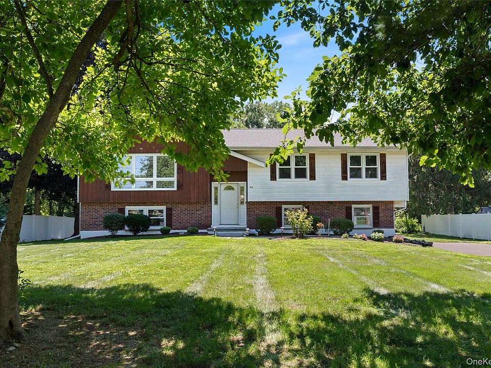 1st image of 11 Alpert Drive