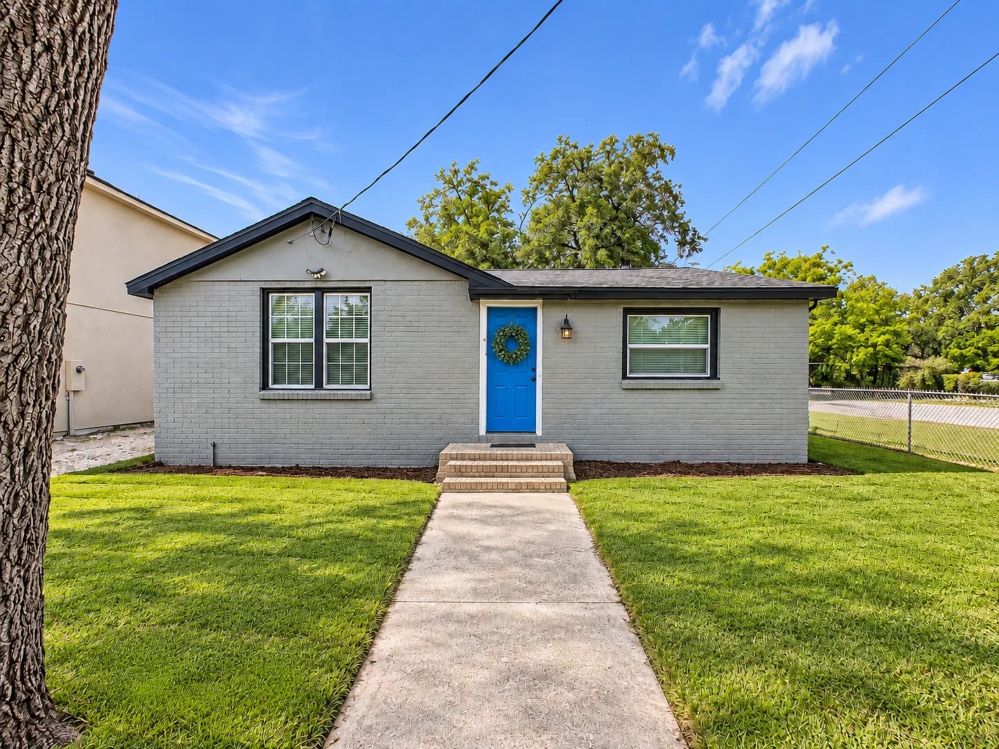 4 bed, 1694 sqft, $2,500 — Photo 3
