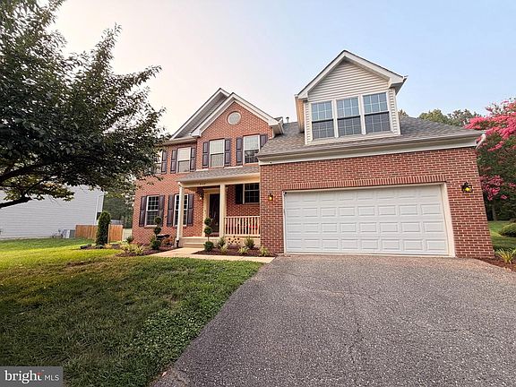 2nd image of 2148 Cedar Tree Ln