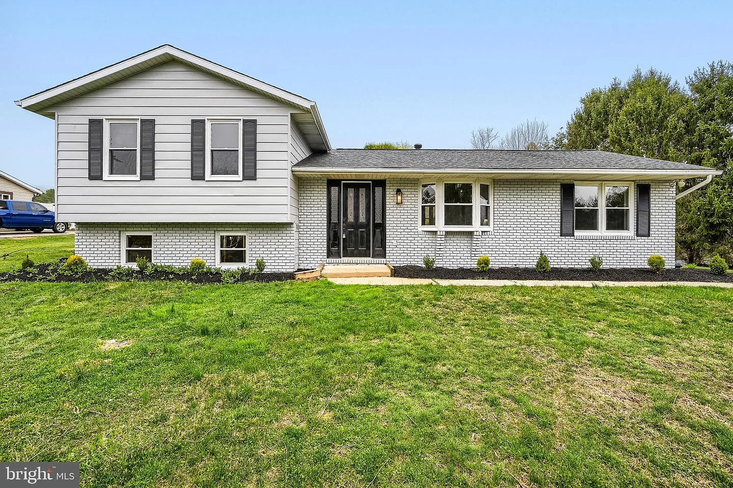 4212 Valley Vista Ct photo 1