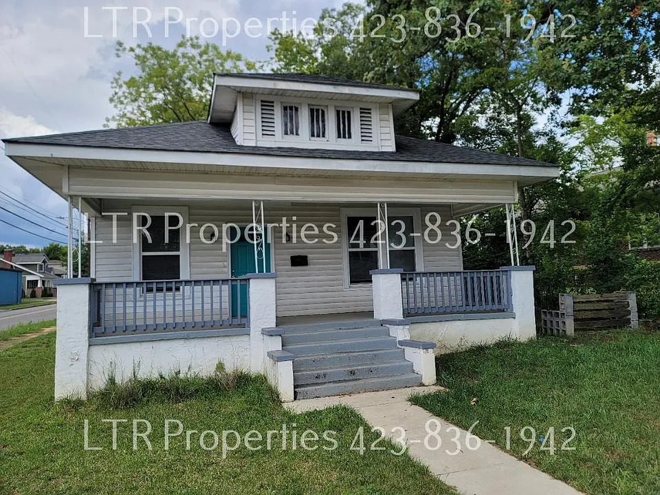 1501 E 13th St