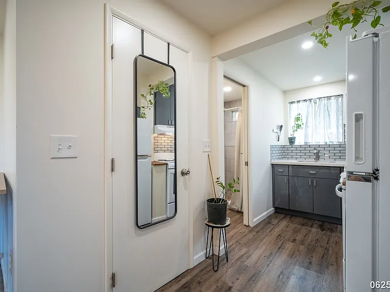 99-1061 Manako Pl #B — Photo 8